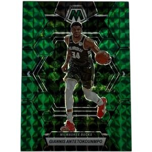 2022-23 Panini Mosaic - Giannis Antetokounmpo #15 Green Mosaic Prizm